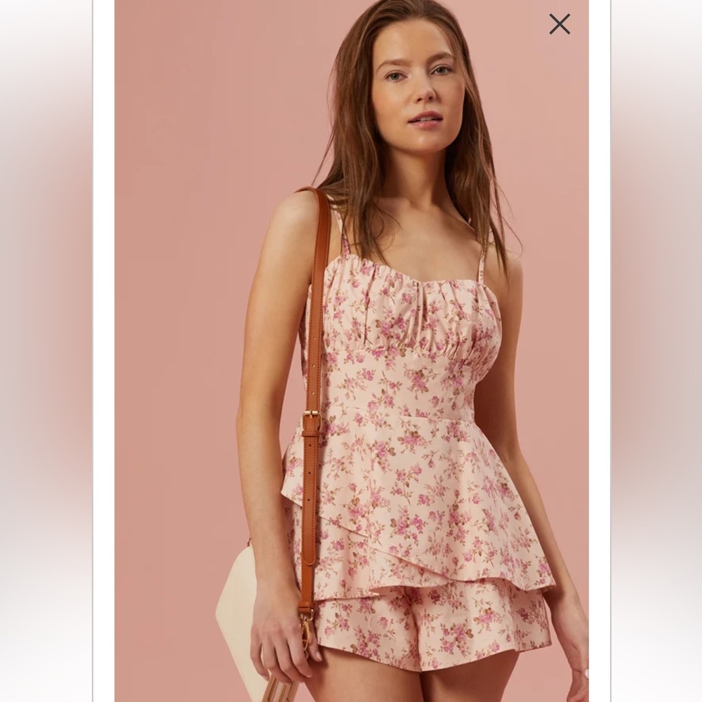 New with tags altard state Samantha layered ROMPER